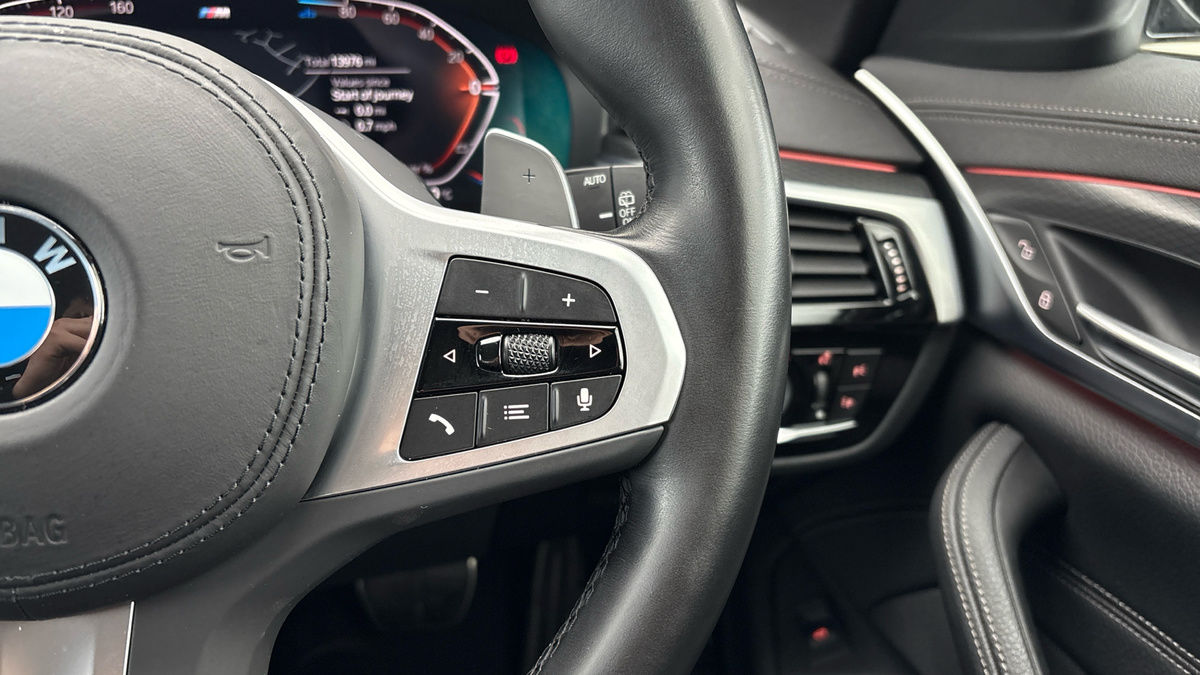 BMW 5 Series Image 14