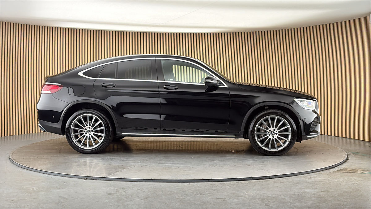 More views of Mercedes-Benz GLC