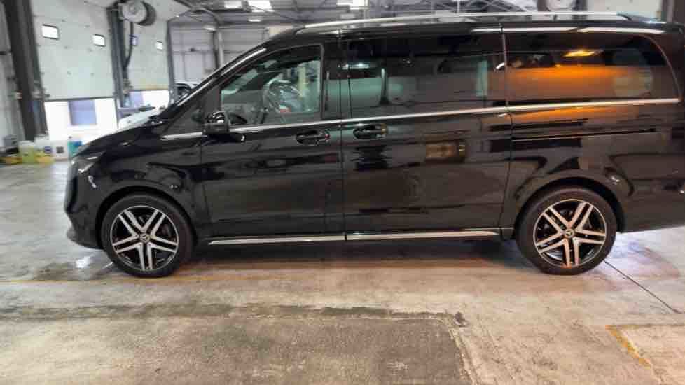 More views of Mercedes-Benz V Class