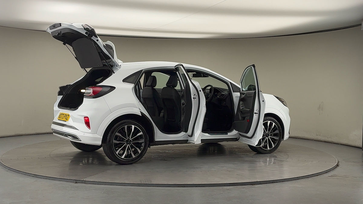 More views of Ford Puma