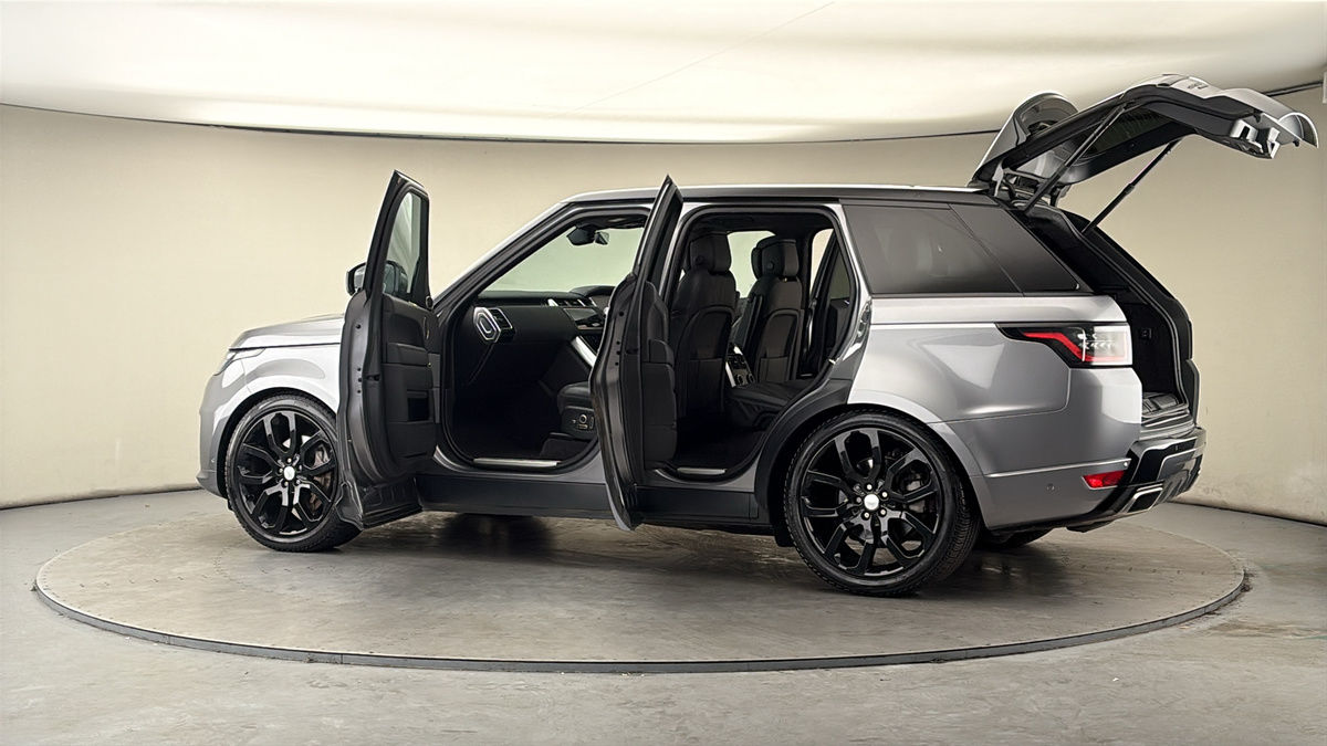 More views of Land Rover Range Rover Sport