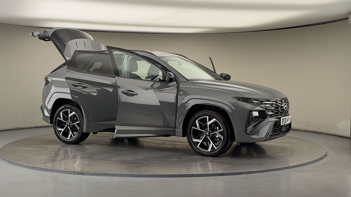 More views of Hyundai TUCSON