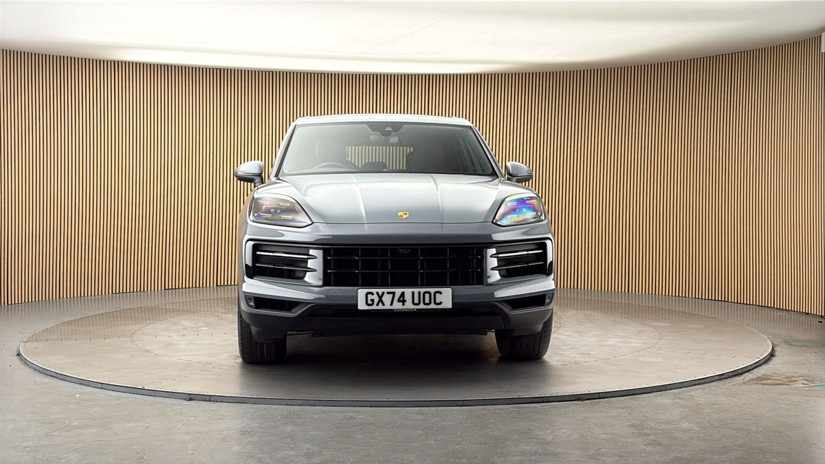 More views of Porsche Cayenne