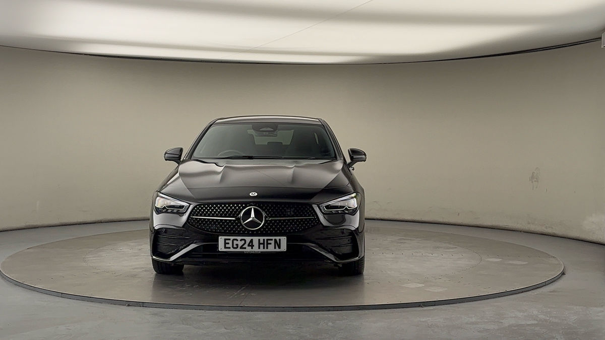 Mercedes-Benz CLA Image 3