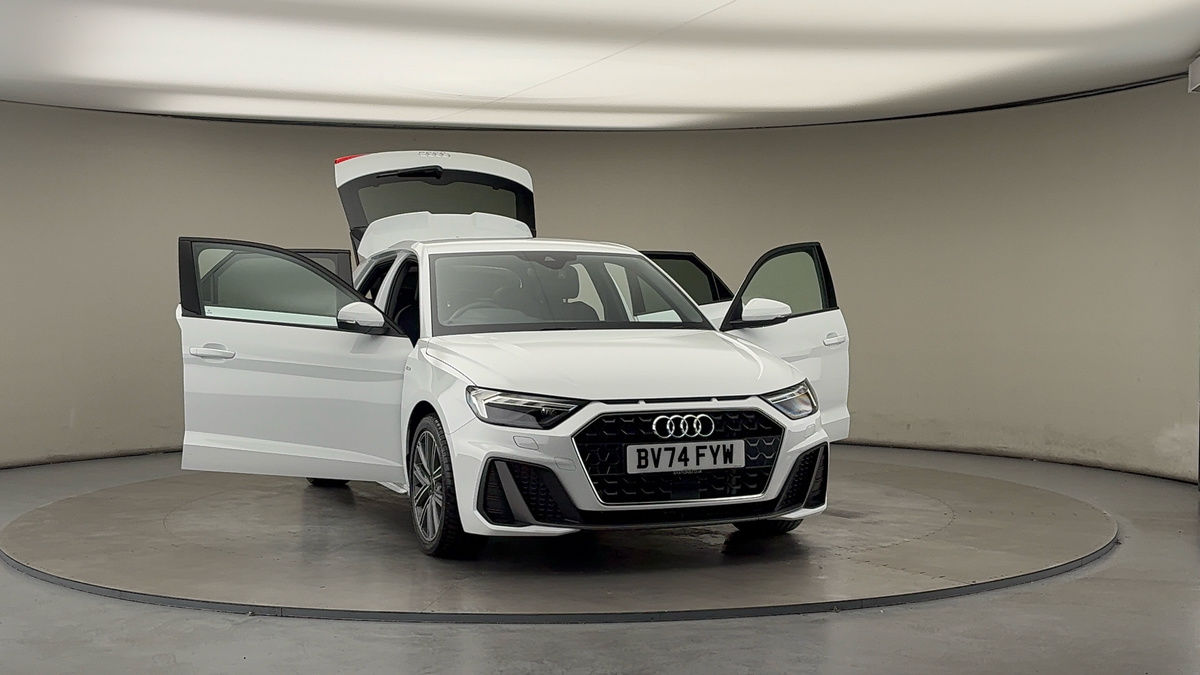 More views of Audi A1