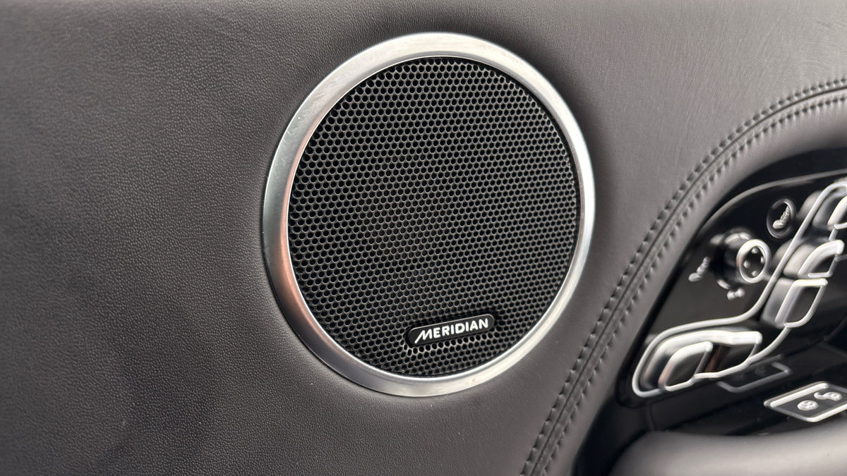 Land Rover Range Rover Image 26