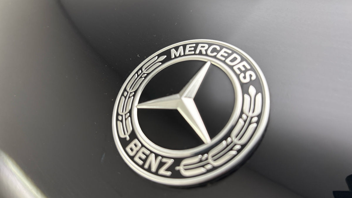 Mercedes-Benz V Class Image 24