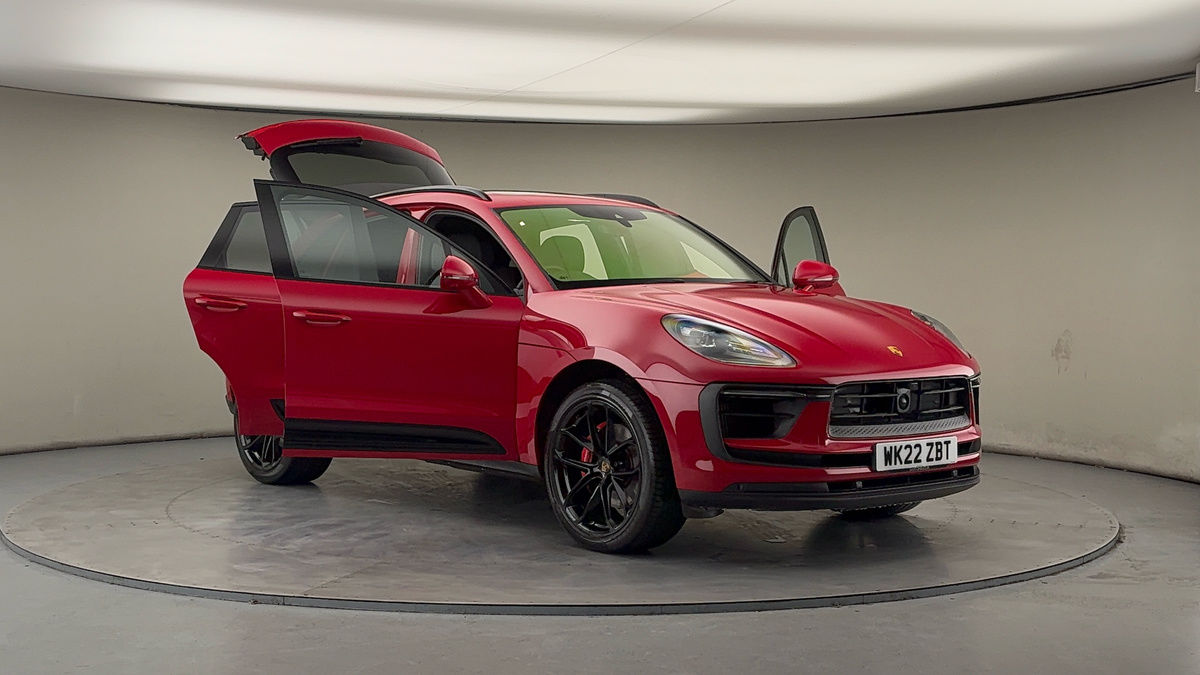 More views of Porsche Macan