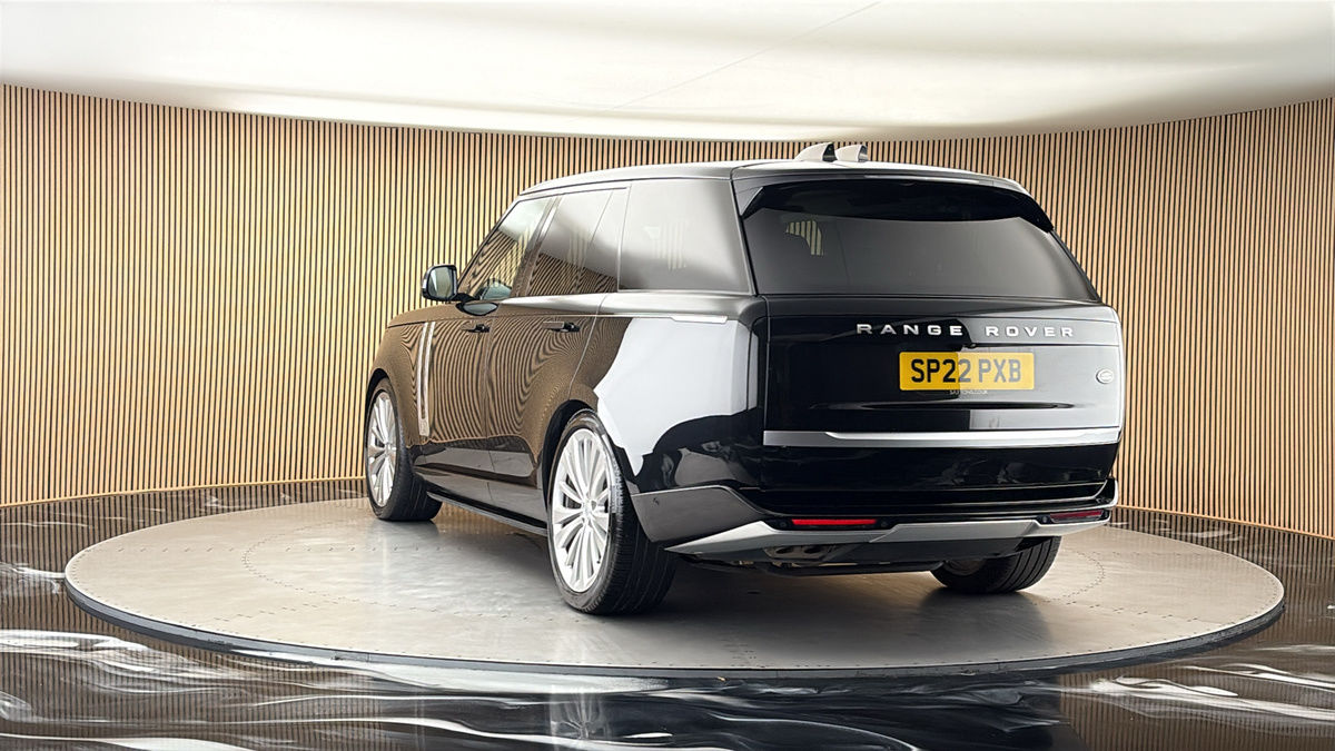 More views of Land Rover Range Rover