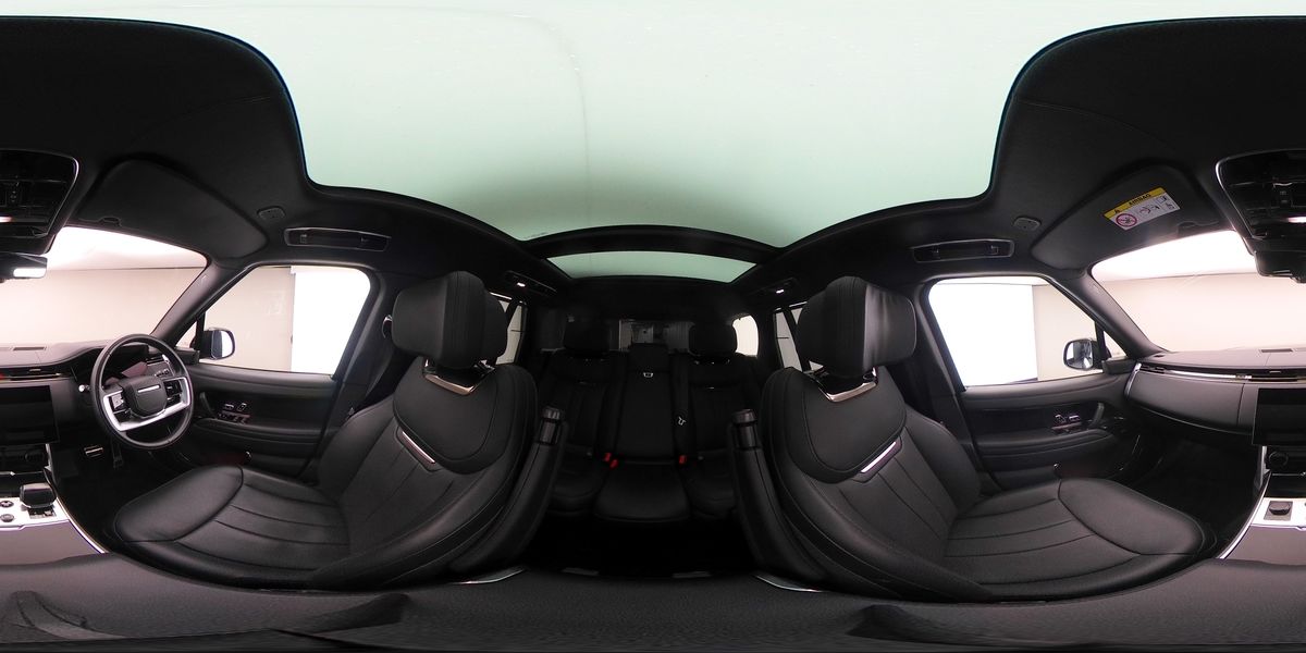 More views of Land Rover Range Rover