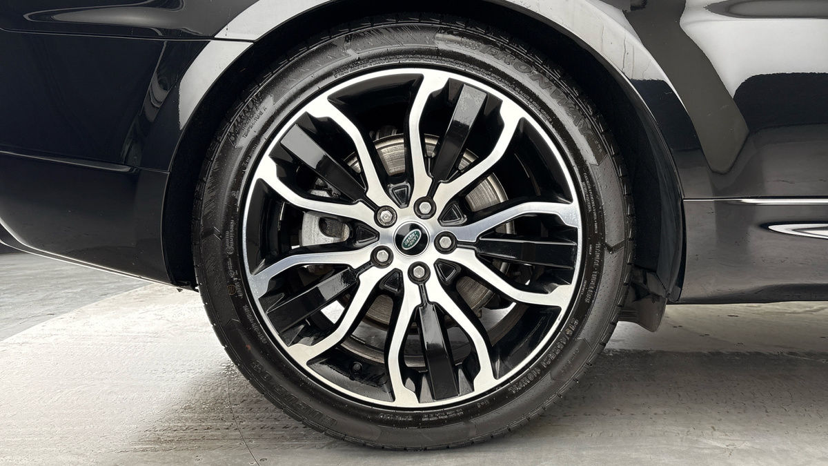 Land Rover Range Rover Sport Image 10