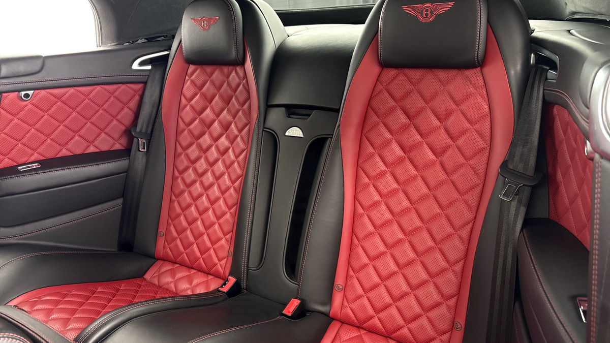 Bentley Continental Image 8
