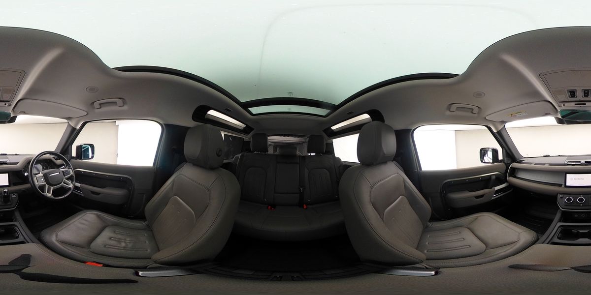 More views of Land Rover Defender 90