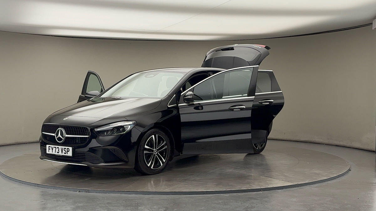 More views of Mercedes-Benz B Class