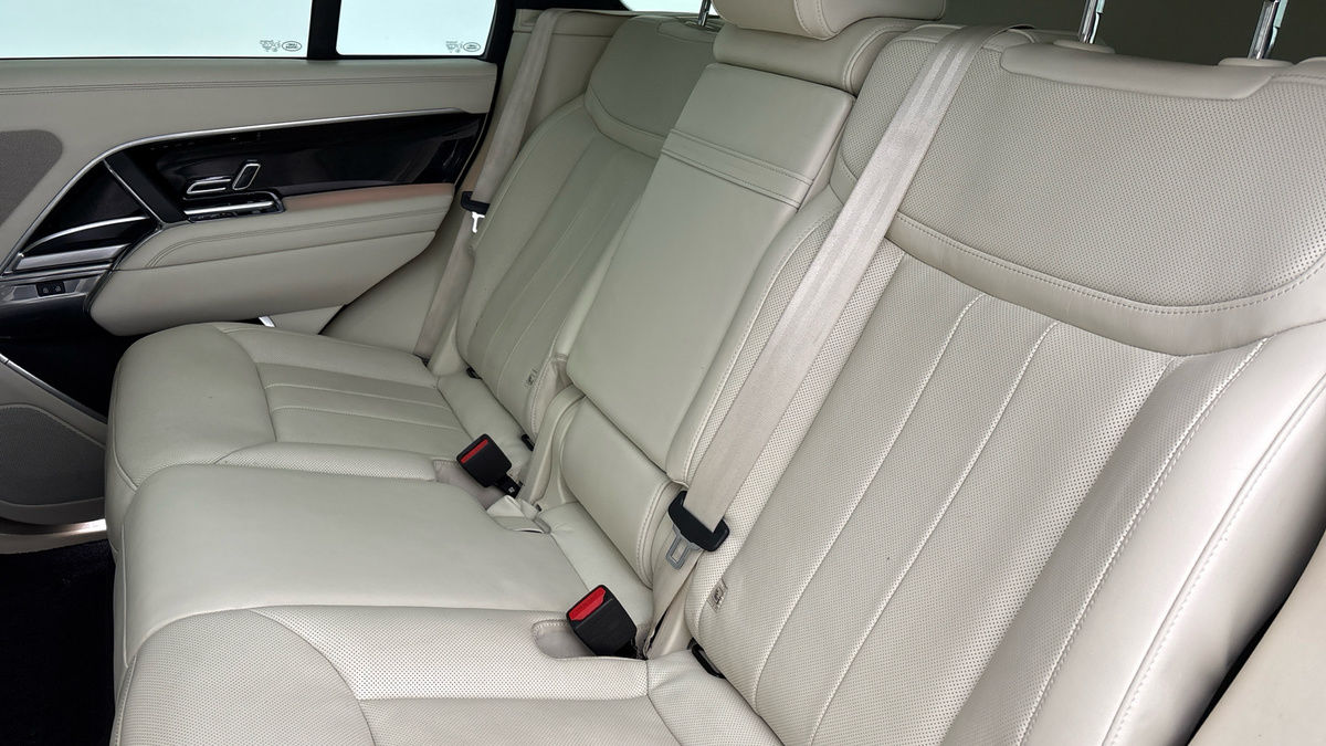 Land Rover Range Rover Image 8