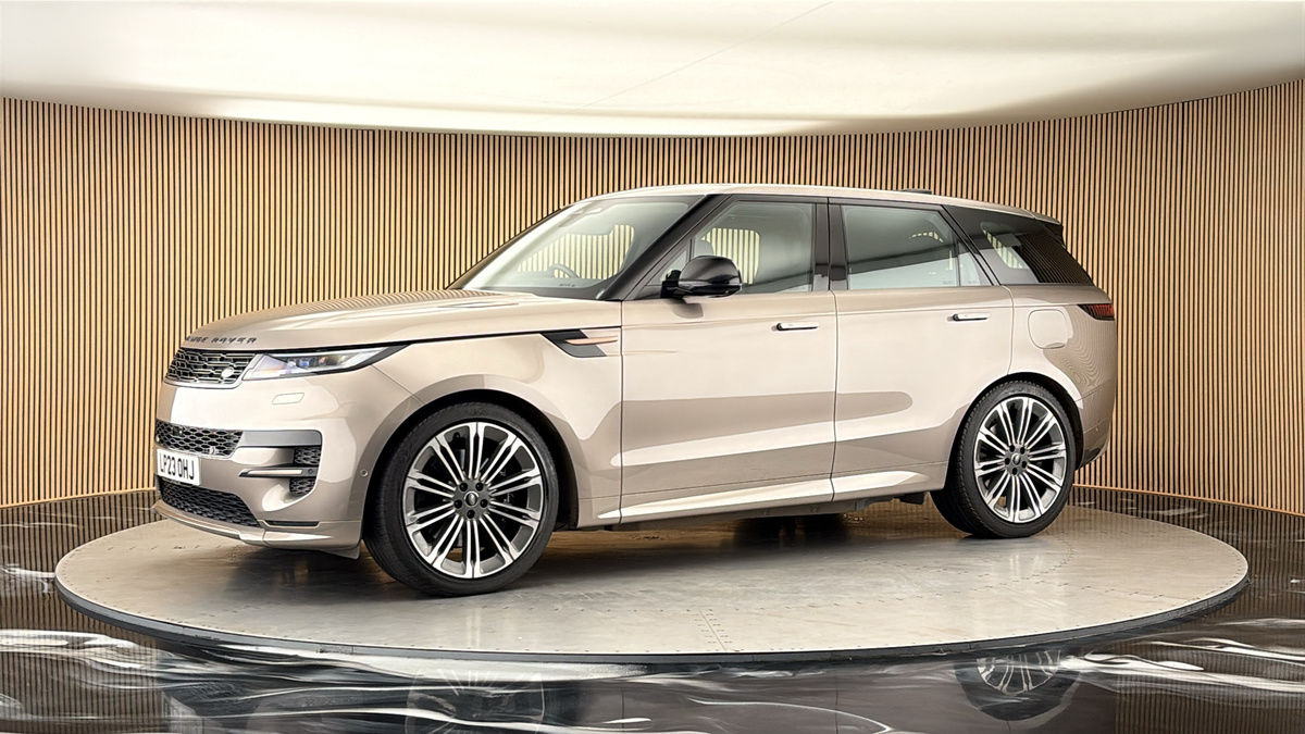 More views of Land Rover Range Rover Sport