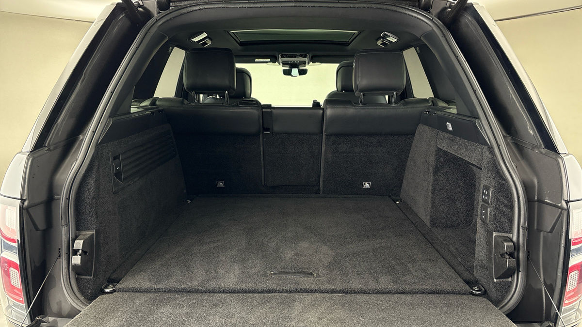 Land Rover Range Rover Image 11