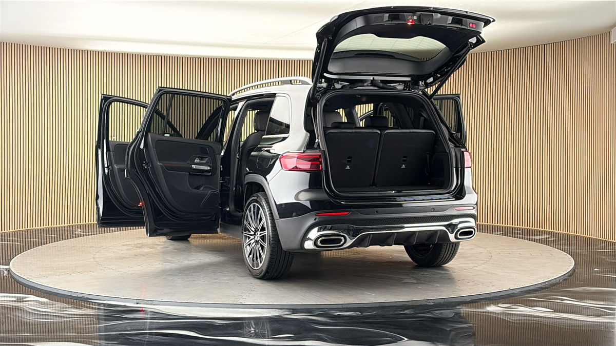 More views of Mercedes-Benz GLB