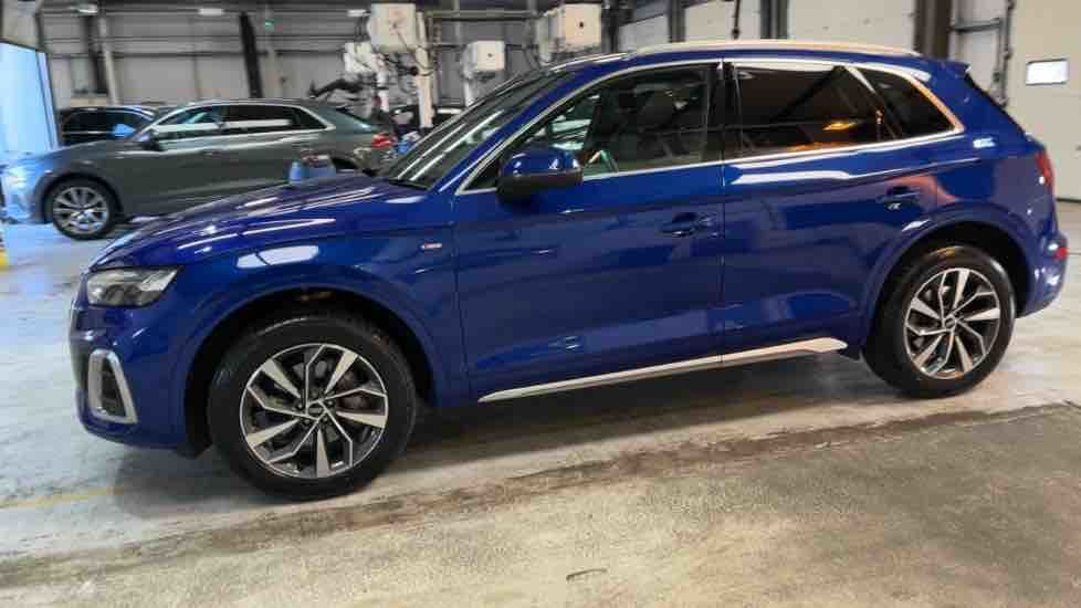 More views of Audi Q5