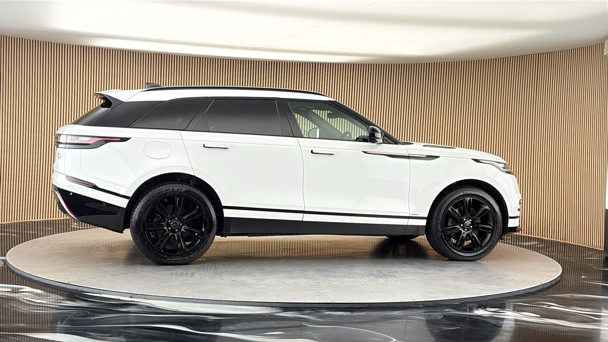 More views of Land Rover Range Rover Velar