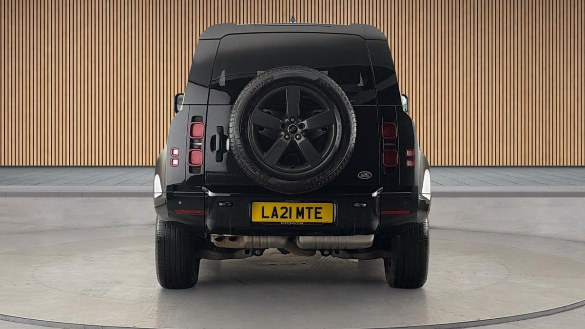 Land Rover Defender 90 Image 4