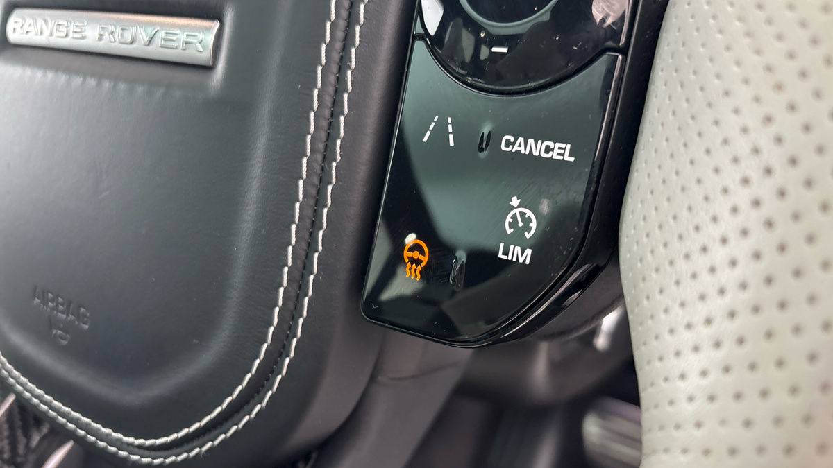 Land Rover Range Rover Sport Image 31