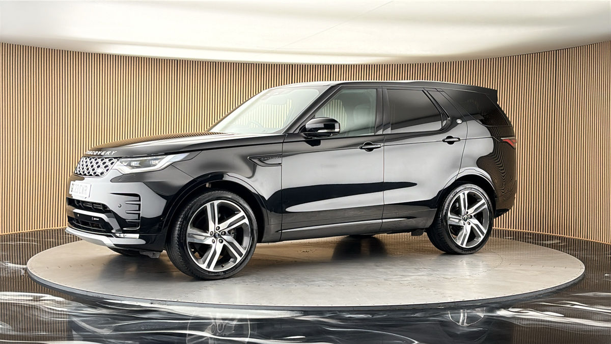 More views of Land Rover Discovery