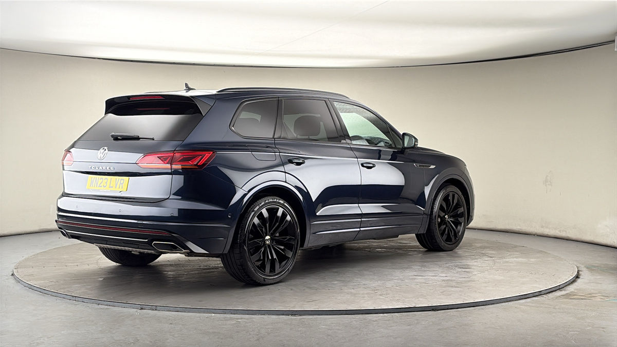 Volkswagen Touareg Image 21