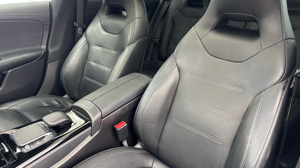 Mercedes-Benz CLA Image 7