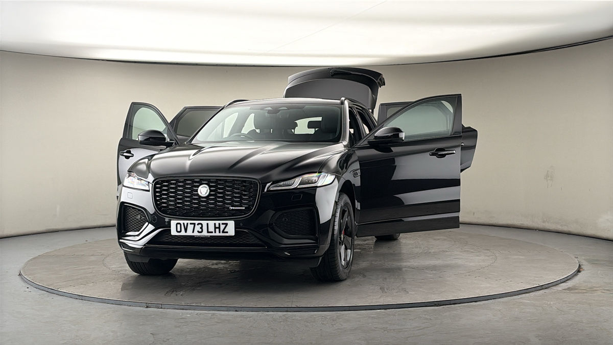 More views of Jaguar F-PACE