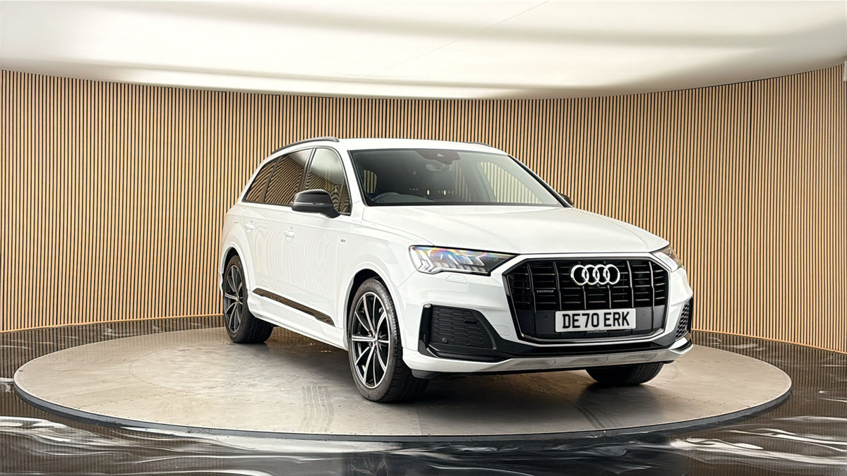 More views of Audi Q7
