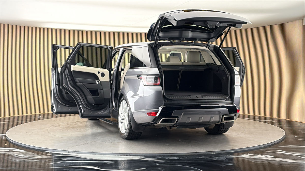 More views of Land Rover Range Rover Sport
