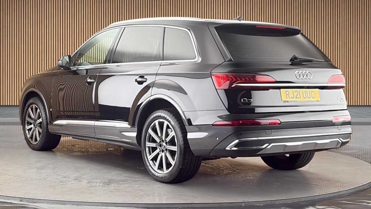 Audi Q7 Image 2