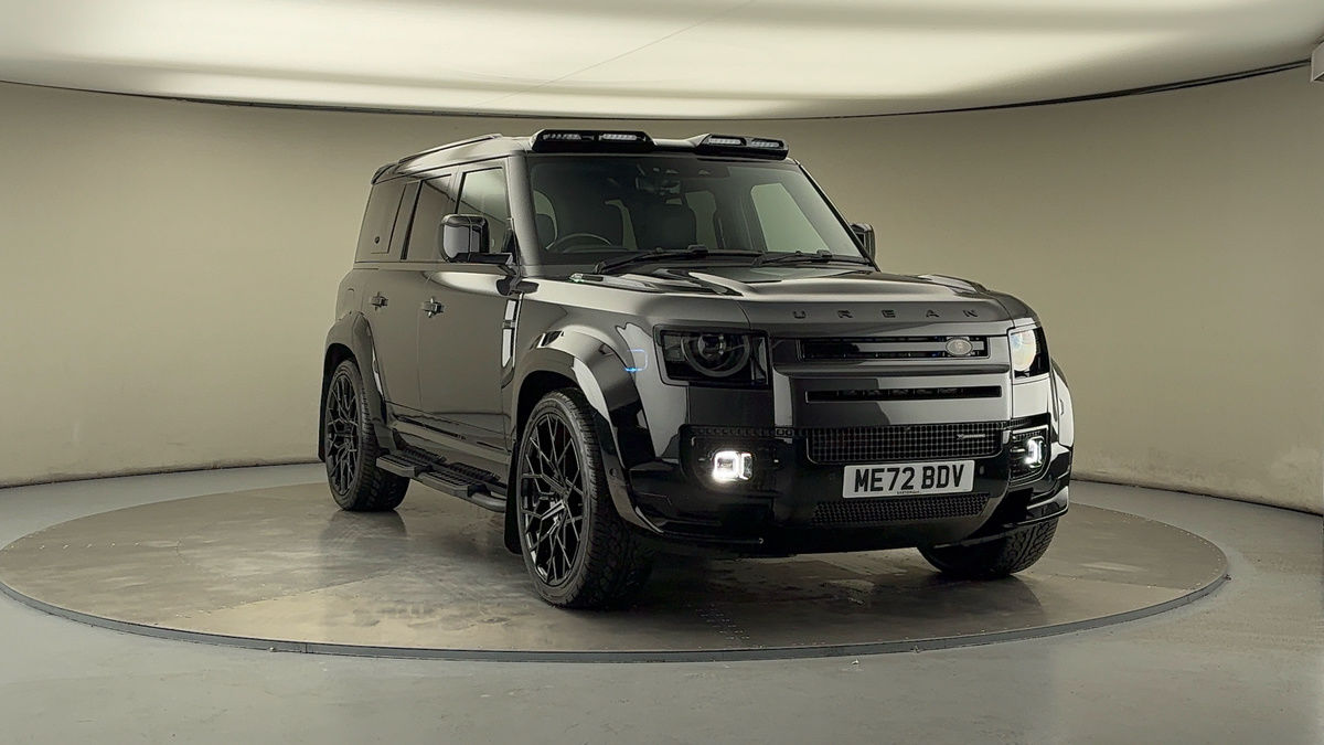More views of Land Rover Defender 110