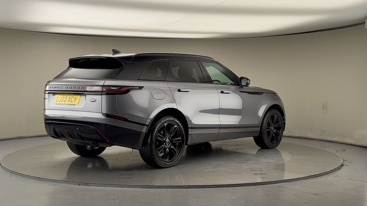 Land Rover Range Rover Velar Image 21
