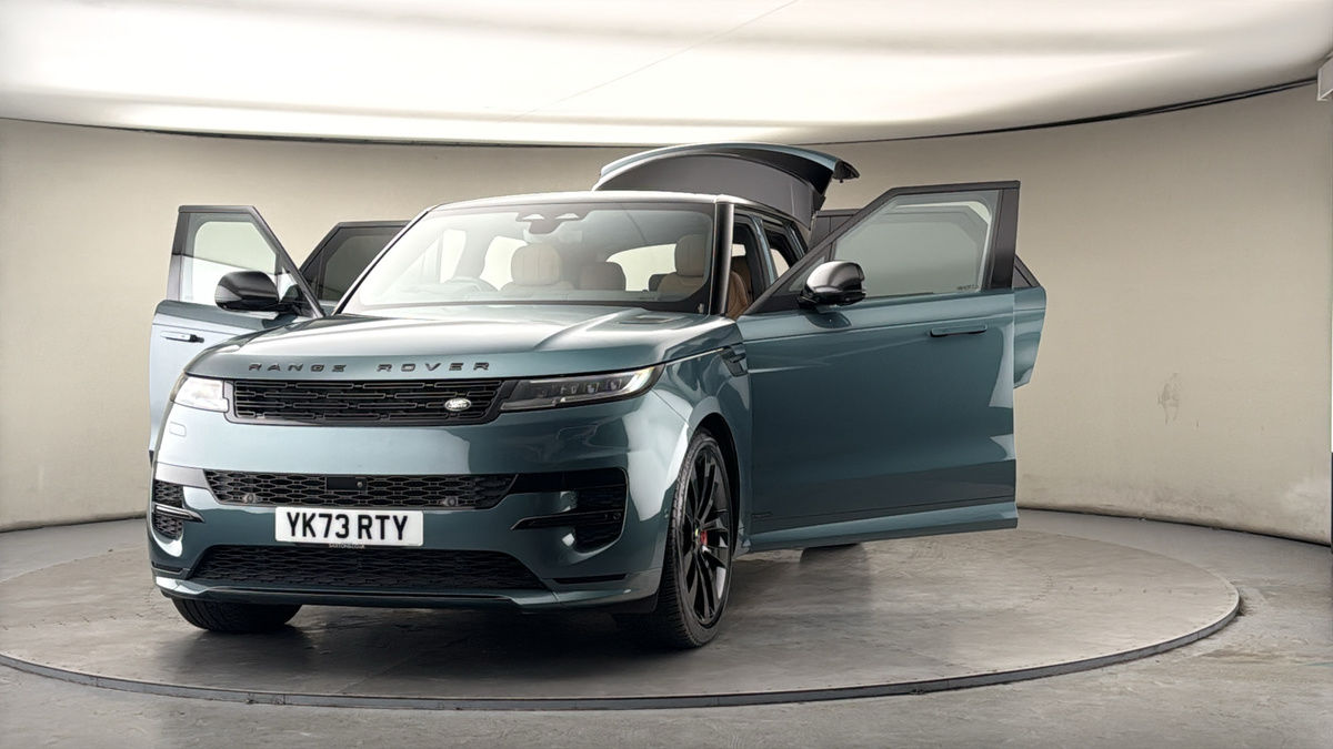 More views of Land Rover Range Rover Sport