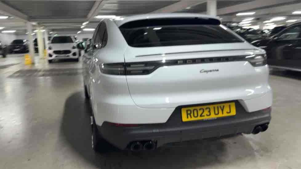 More views of Porsche Cayenne