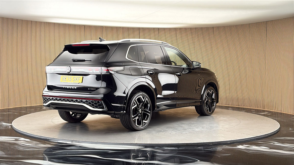 More views of Volkswagen Tiguan
