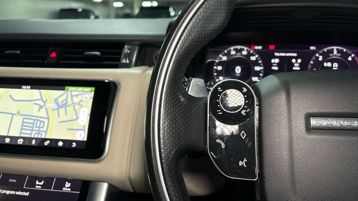 Land Rover Range Rover Sport Image 13