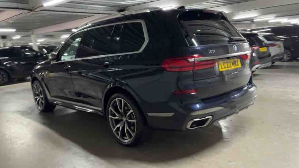 More views of BMW X7