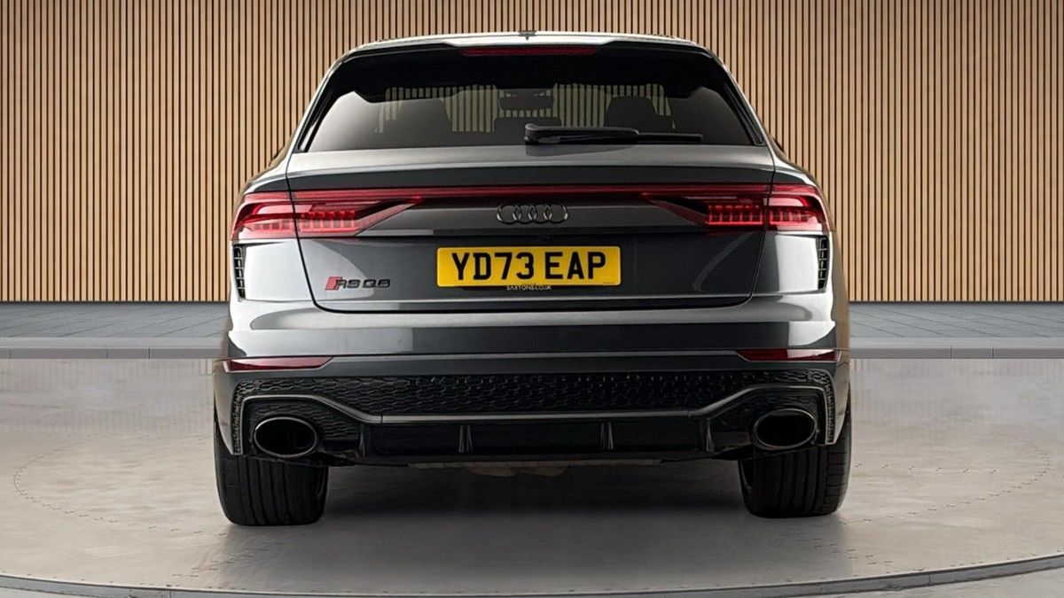 Audi RSQ8 Image 4