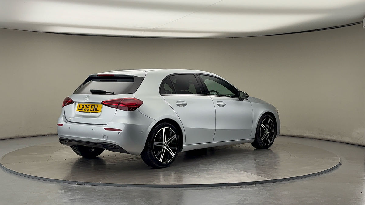 Mercedes-Benz A Class Image 21