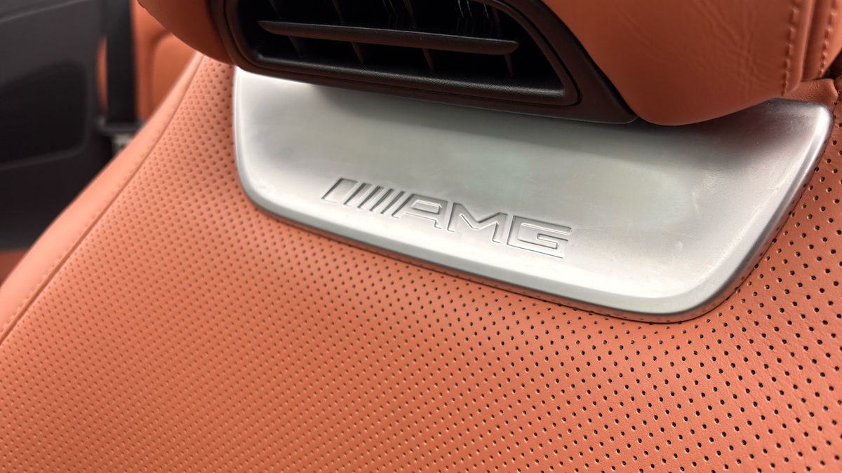 Mercedes-Benz SL Image 29