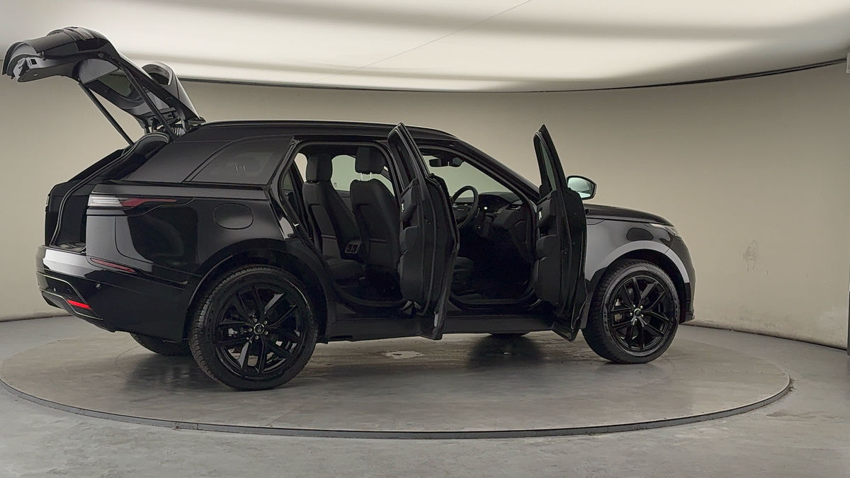 More views of Land Rover Range Rover Velar