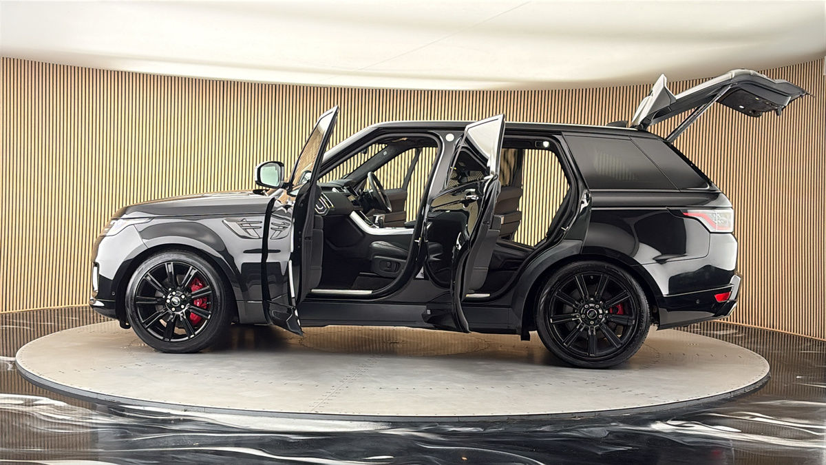 More views of Land Rover Range Rover Sport