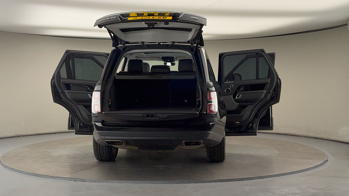 More views of Land Rover Range Rover
