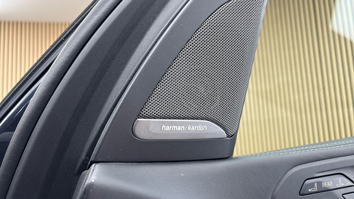 BMW X7 Image 28