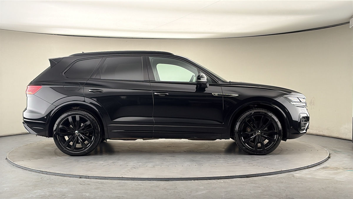 Volkswagen Touareg Image 16