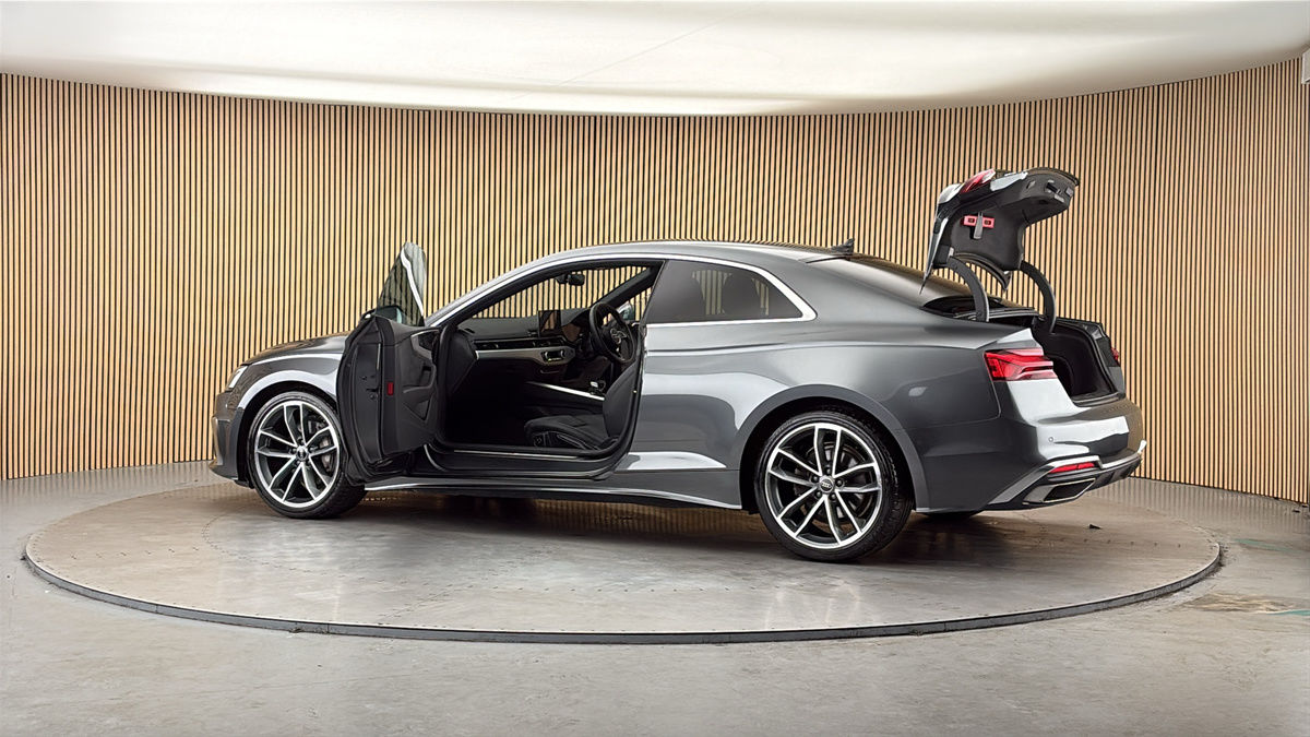 More views of Audi A5
