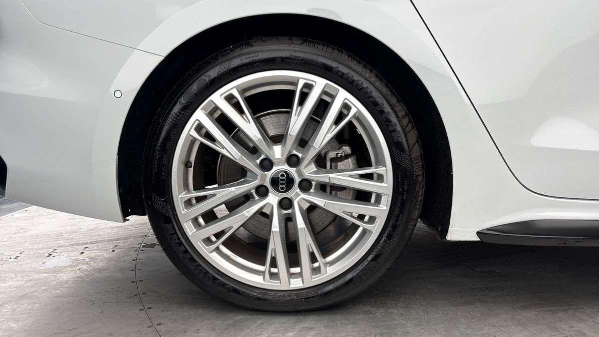 Audi A5 Image 10